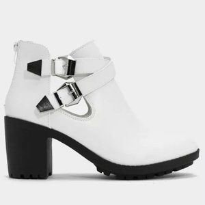 White Buckle Boots Size 8